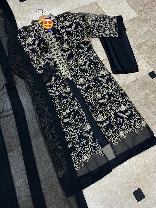 3 Pcs Women's Stitched Embroidered Suit