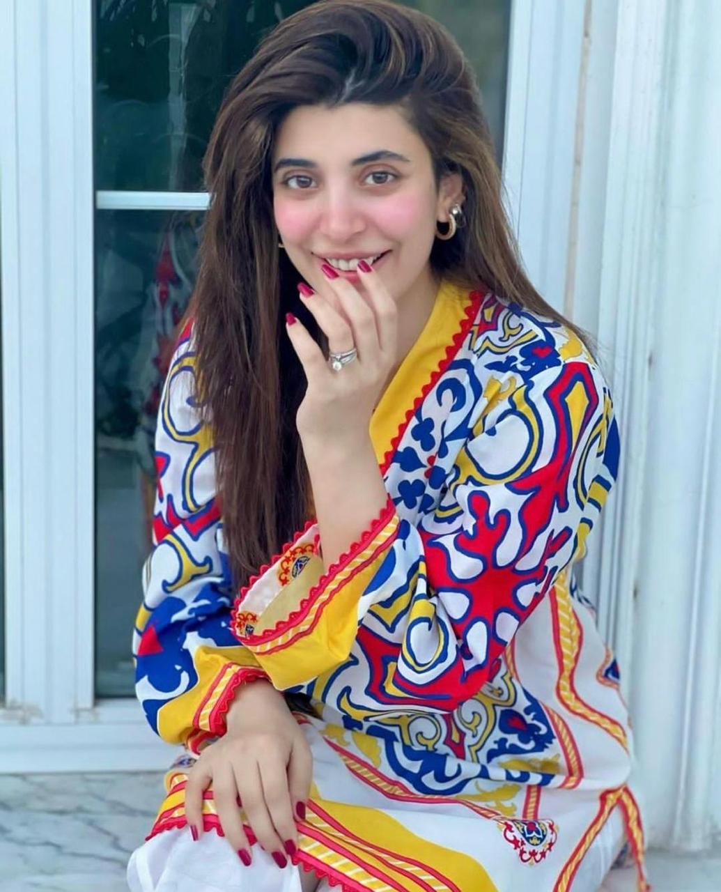 2 Pcs -Stylish Women's Stitched Printed Khaddar Shirt and Trouser Set