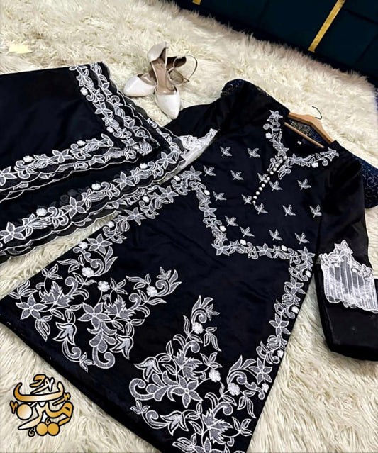 3 Pcs Women's Stitched Embroidered Suit