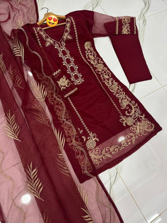 3 Pcs Women's Stitched Embroidered Suit