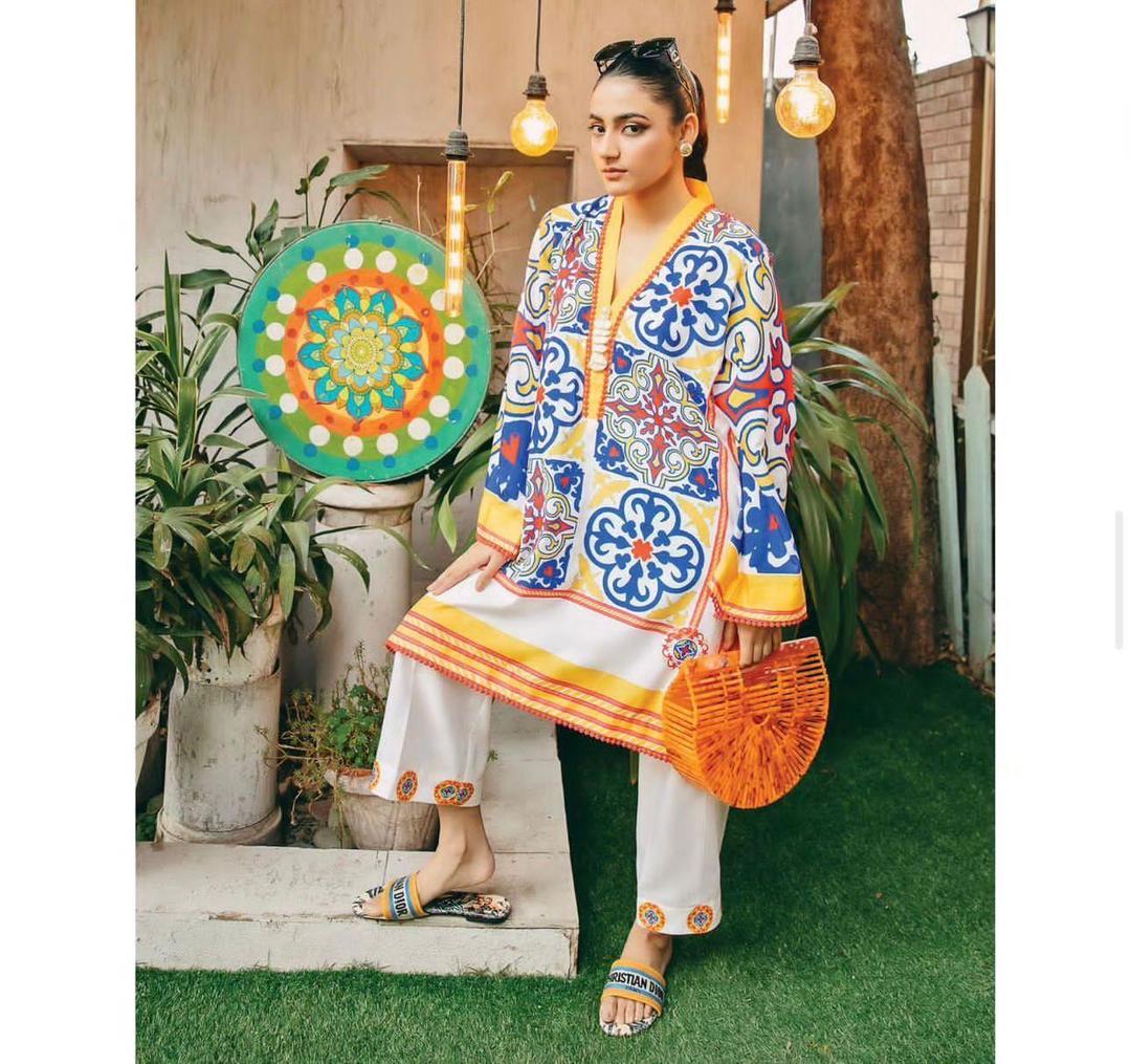 2 Pcs -Stylish Women's Stitched Printed Khaddar Shirt and Trouser Set
